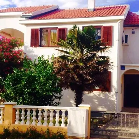 Apartman Car Vir